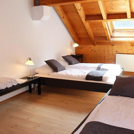 La Pierre à Catillon Moleson Chambre photo